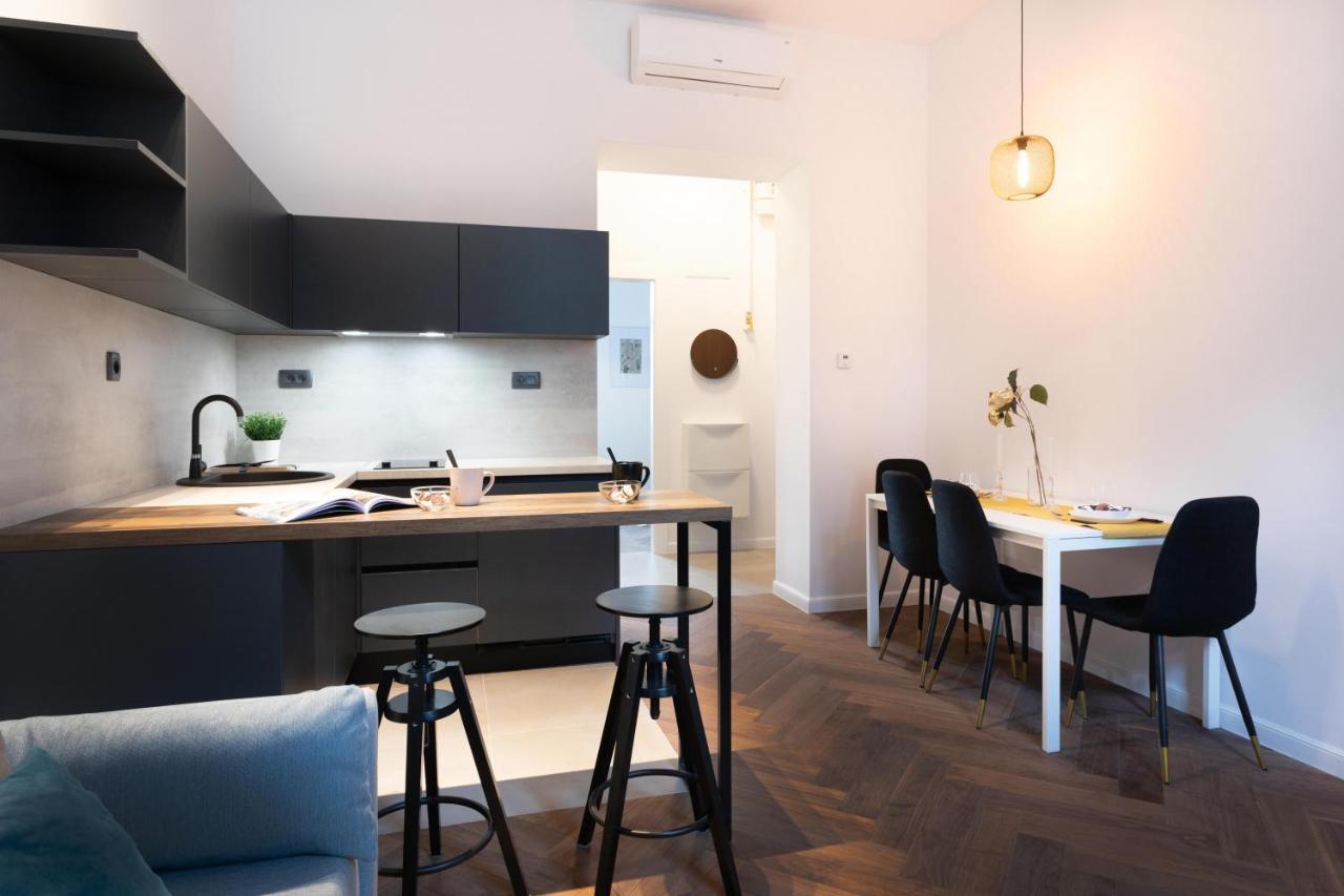 Modern And Design Apartment Near The Main Square Zagrzeb Zewnętrze zdjęcie